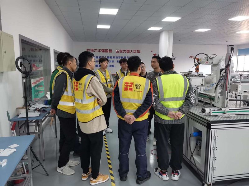 了解技工学校招生的正确途径